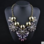 neck lace